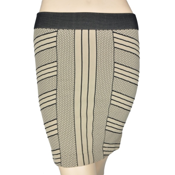 BCBGeneration Dresses & Skirts - BCBG Beige Black Pencil Stretch Skirt